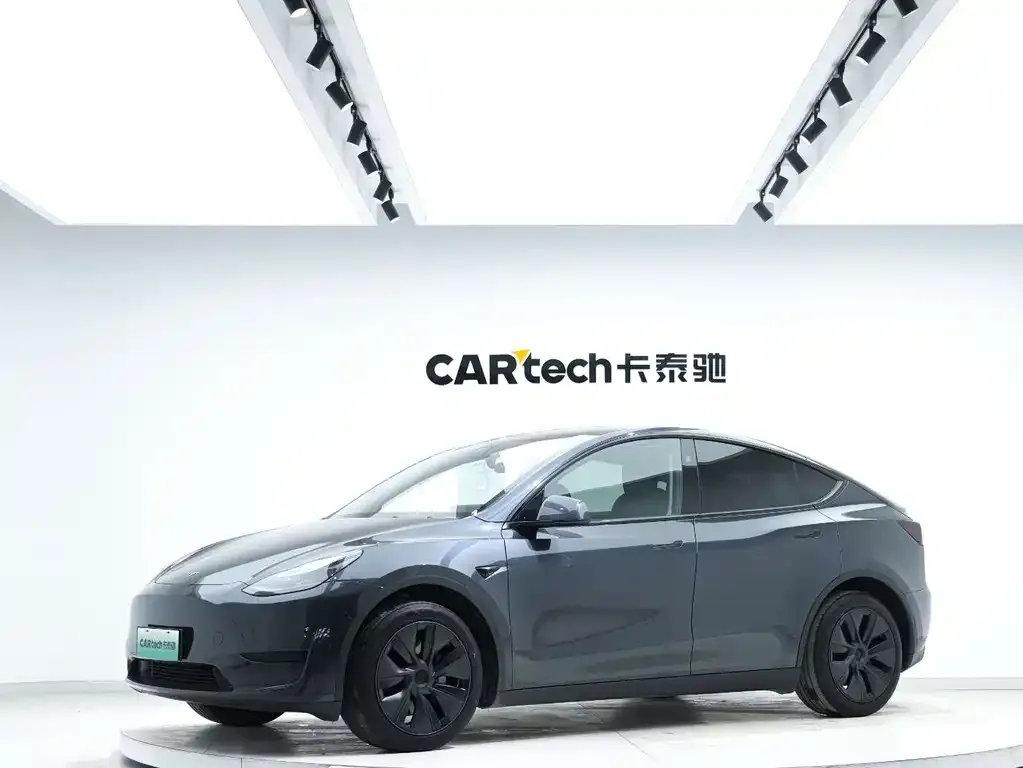 Tesla Model Y 2024 из CN, фото 1