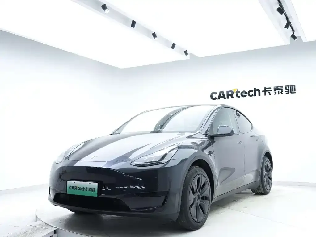 Tesla Model Y 2024 из CN, фото 5