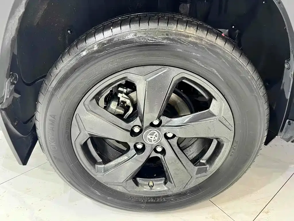 Toyota RAV4 2022 из CN, фото 7