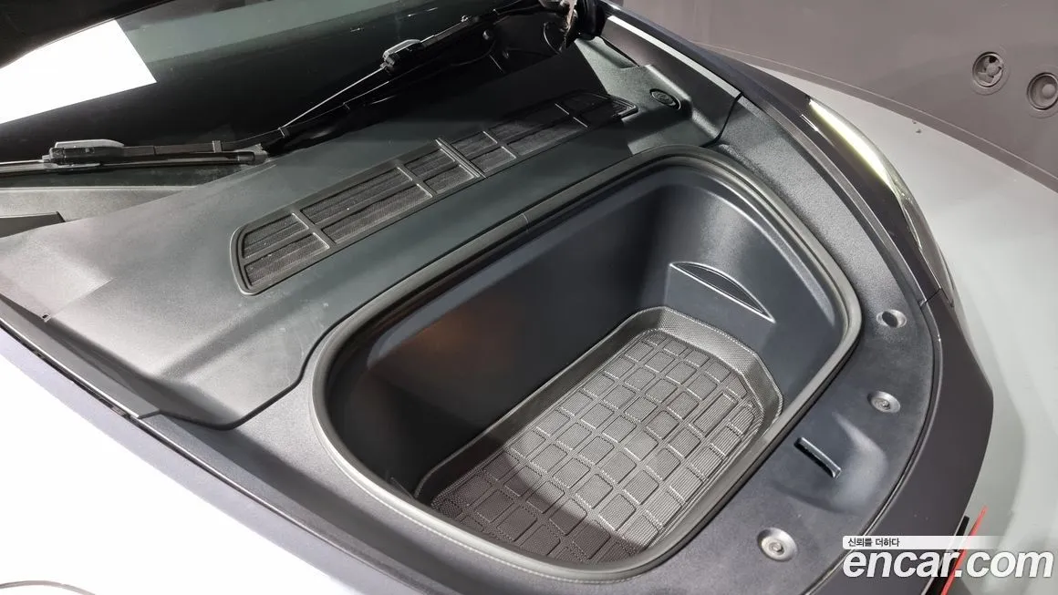 Tesla Model Y 2023 из KR, фото 6