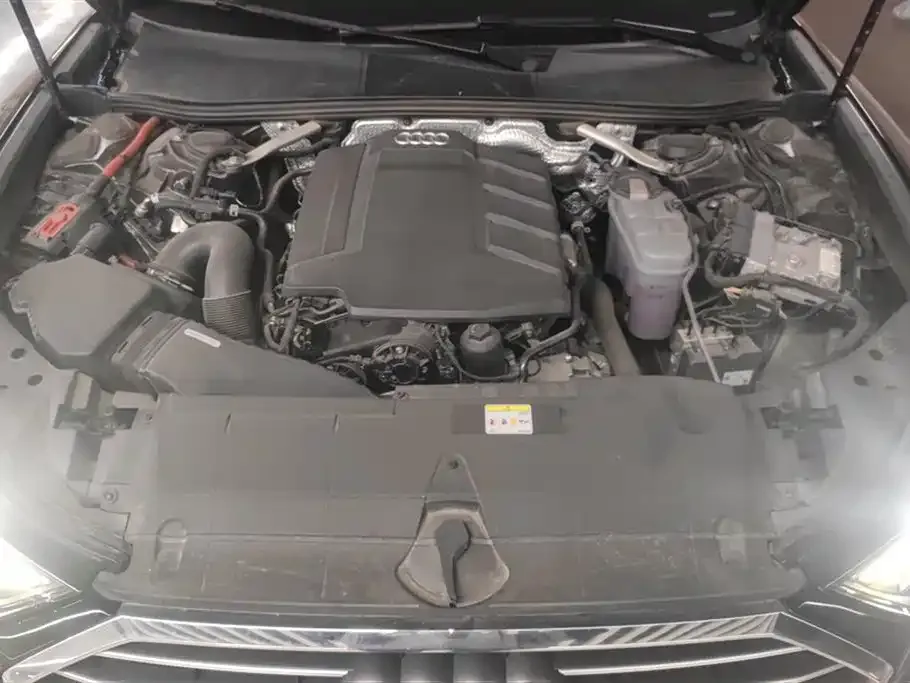 Audi A6L 2022 из CN, фото 10