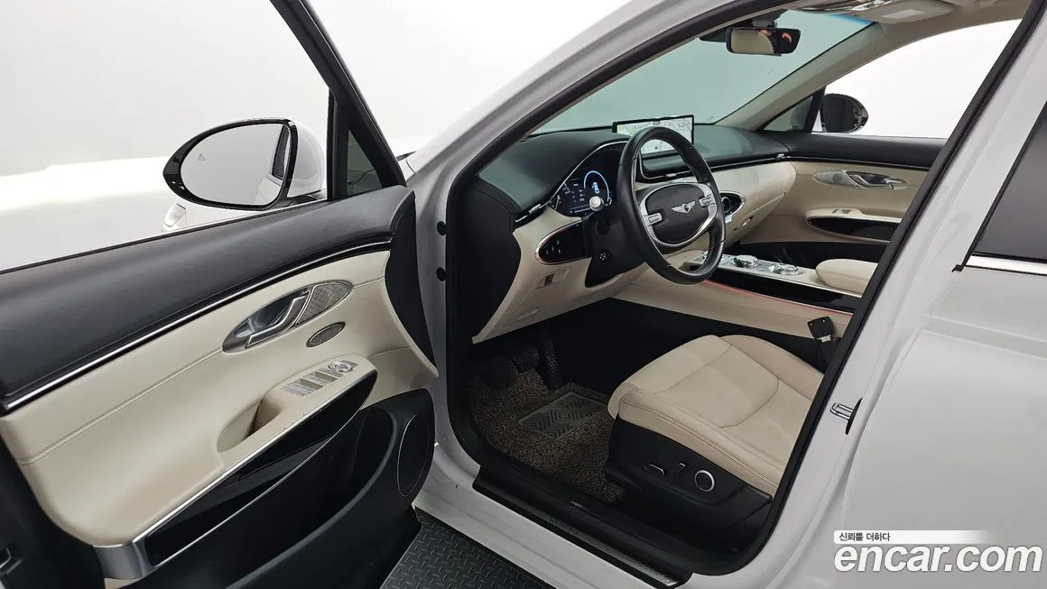 Genesis GV70 — фото 10