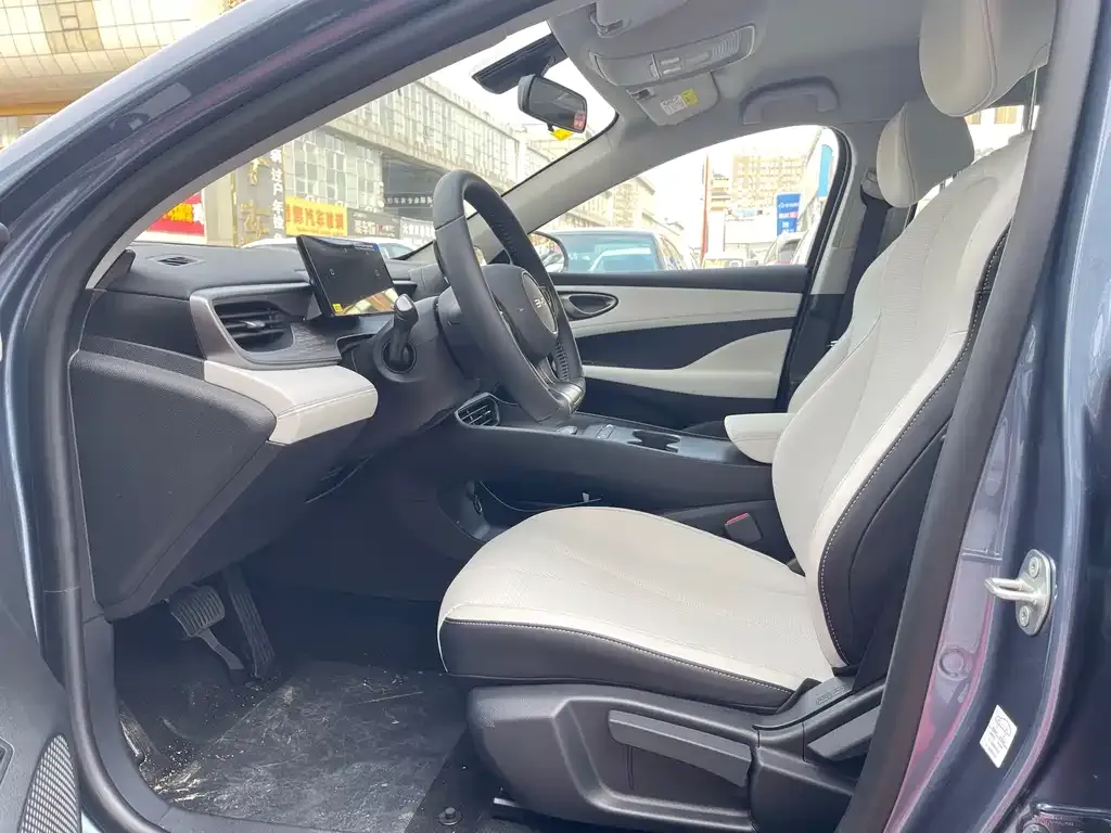 BYD Seal 05 DM-i — фото 4