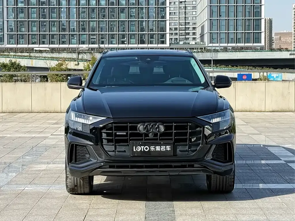 Audi Q8 — фото 2
