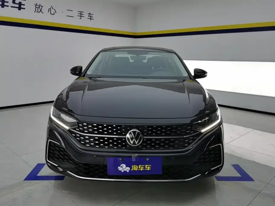 Volkswagen Passat 2024 из CN, фото 2