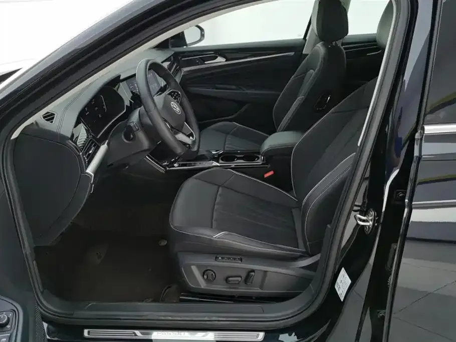 Volkswagen Passat 2024 из CN, фото 9