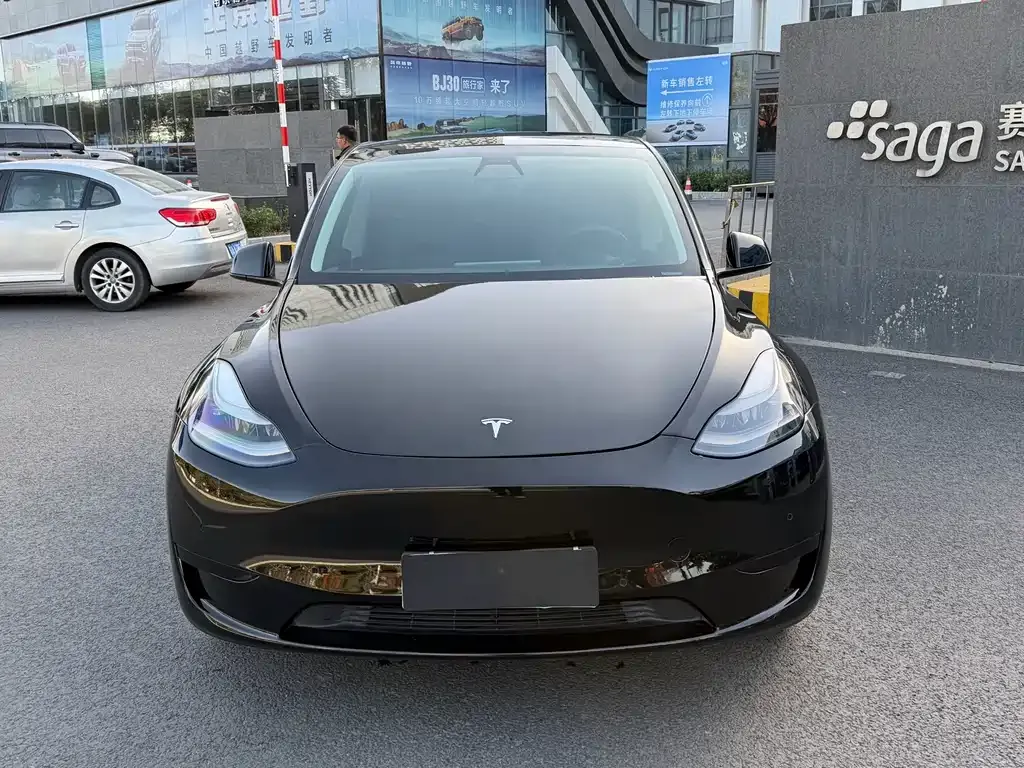 Tesla Model Y 2024 из CN, фото 2