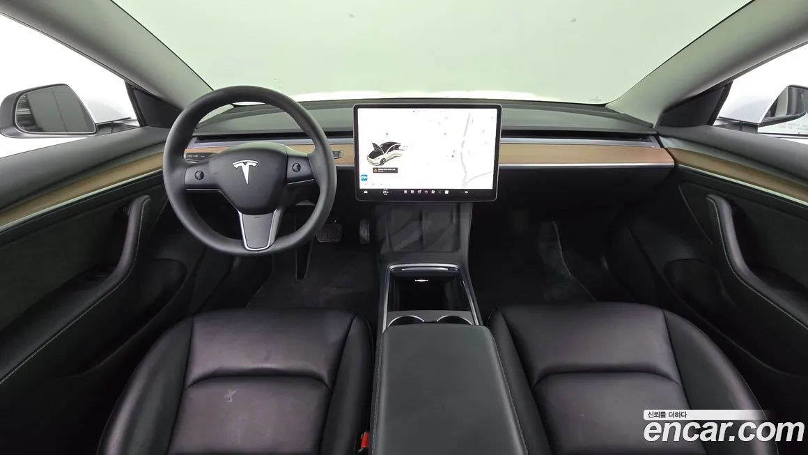 Tesla Model 3 — фото 7
