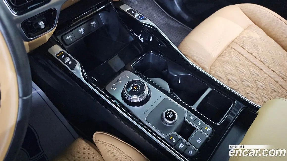 Kia Sorento — фото 9