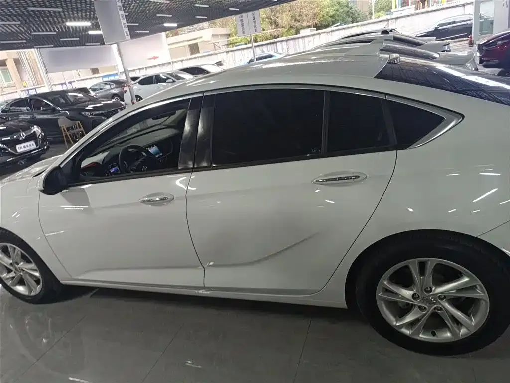 Buick Regal 2022 из CN, фото 5