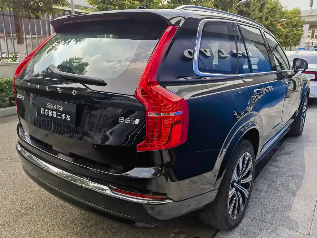 Volvo XC90 — фото 4