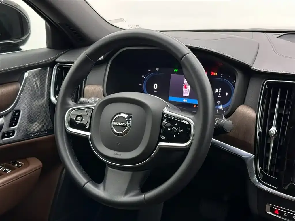 Volvo S90 2023 из CN, фото 10
