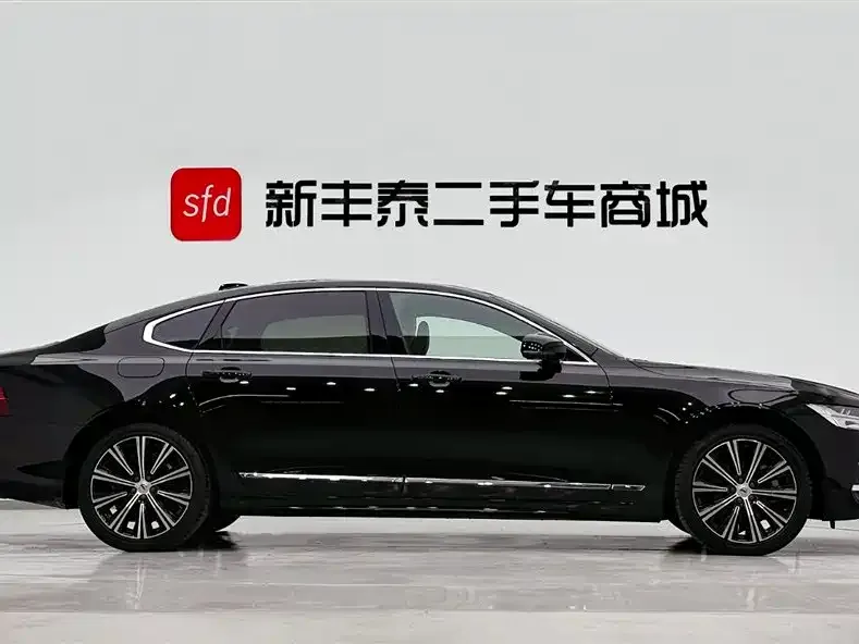 Volvo S90 2023 из CN, фото 3