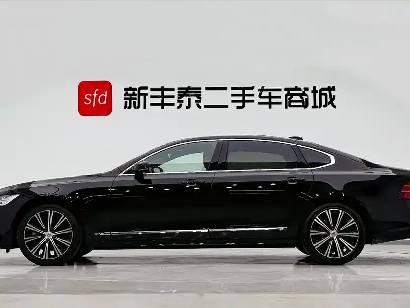 Volvo S90 2023 из CN, фото 4