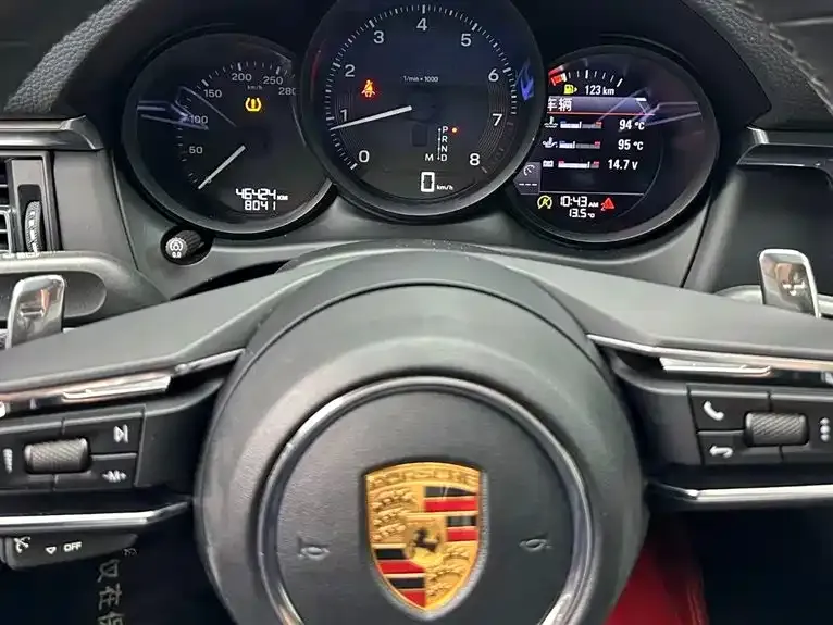 Porsche Macan 2022 из CN, фото 10