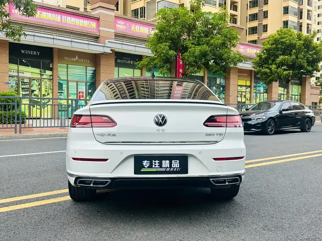 Volkswagen CC 2023 из CN, фото 5