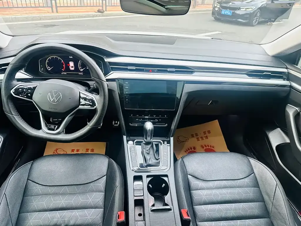 Volkswagen CC 2023 из CN, фото 8