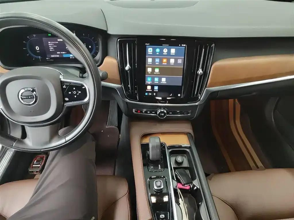 Volvo S90 — фото 10