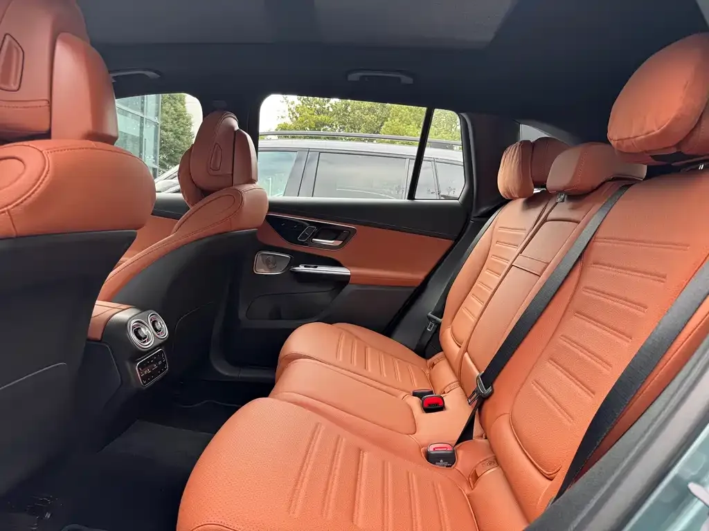 Mercedes-Benz GLC 2024 из CN, фото 8