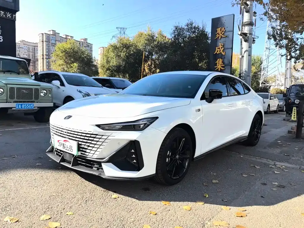 Changan UNI-V iDD 2023 из CN, фото 1