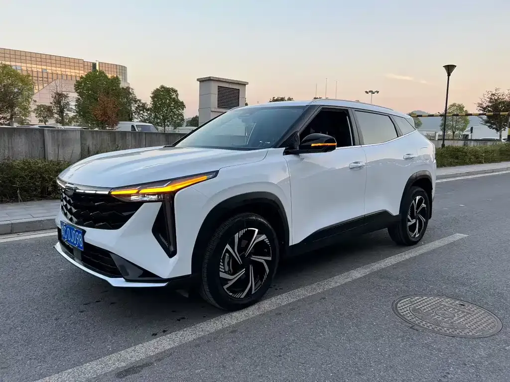 Geely Boyue 2024 из CN, фото 2