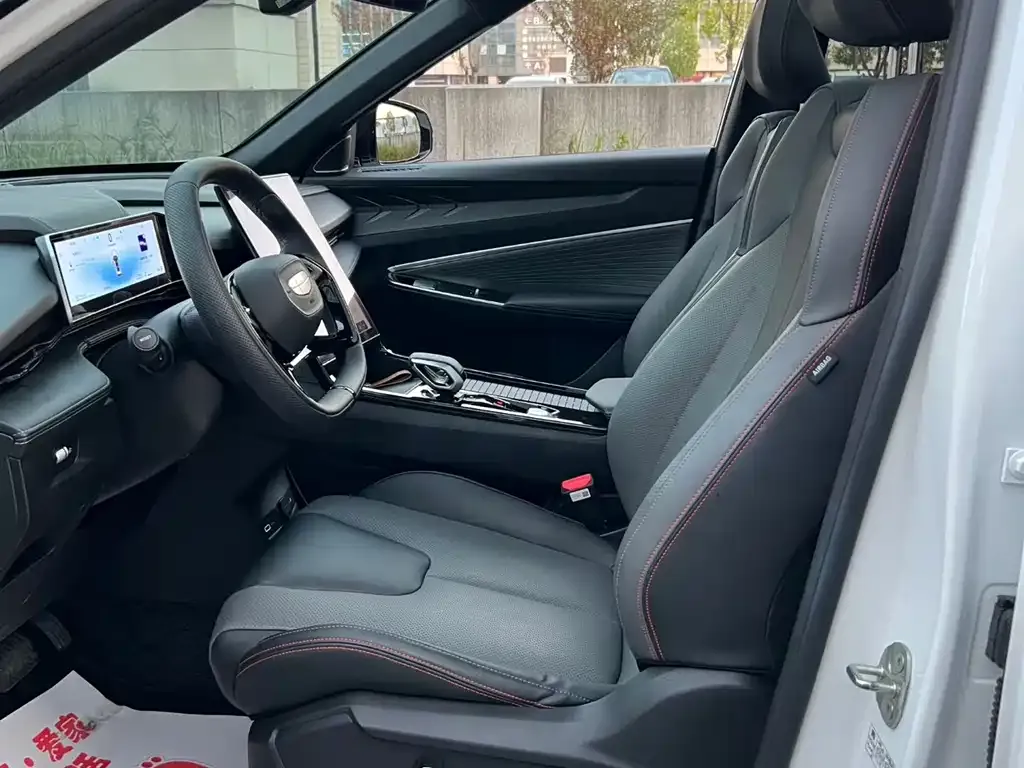 Geely Boyue 2024 из CN, фото 3