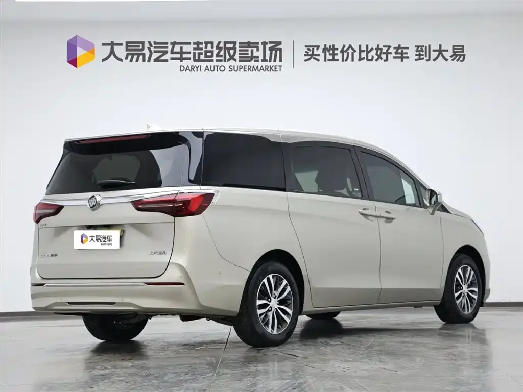 Buick GL8 2022 из CN, фото 3