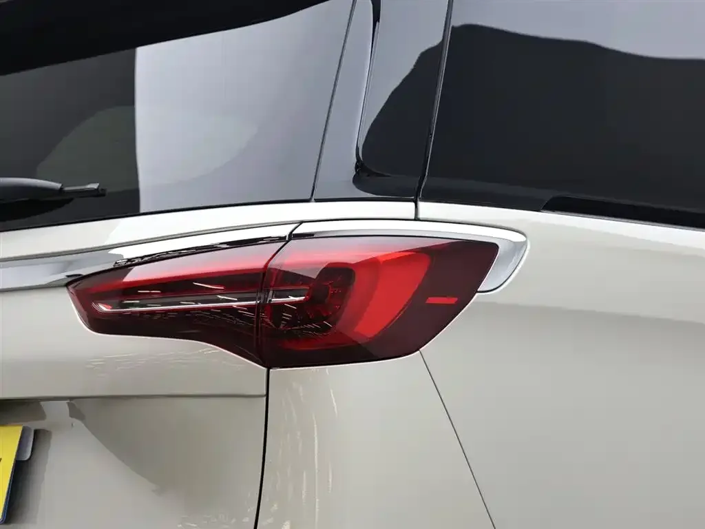 Buick GL8 2022 из CN, фото 7