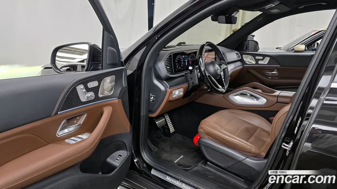 Mercedes-Benz GLS-Class — фото 10