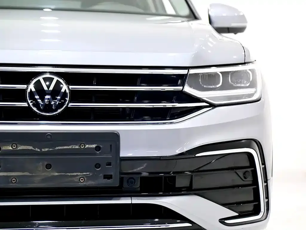 Volkswagen Tiguan L 2022 из CN, фото 10