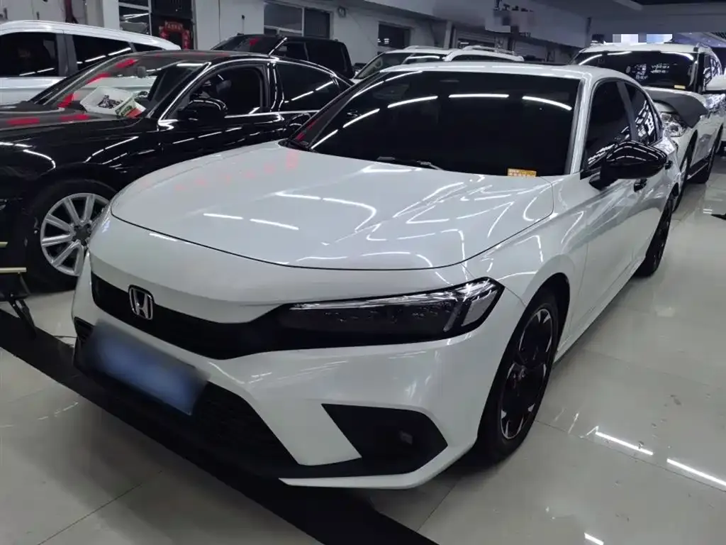 Honda Civic 2023 из CN, фото 2