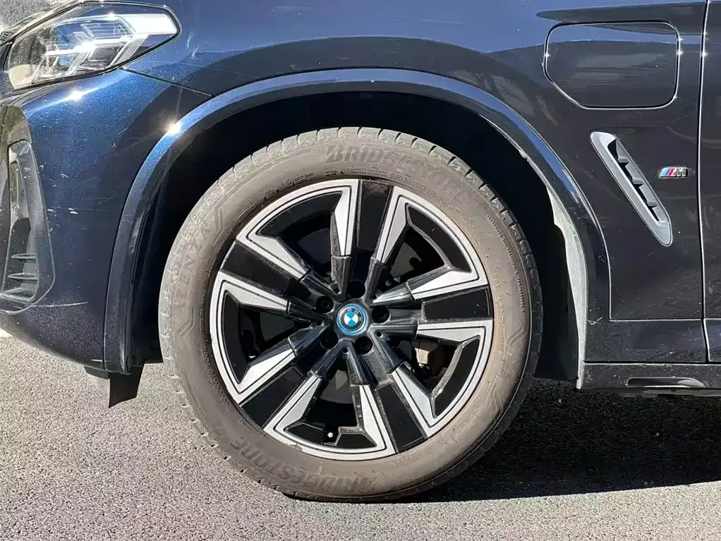 BMW iX3 2023 из CN, фото 7