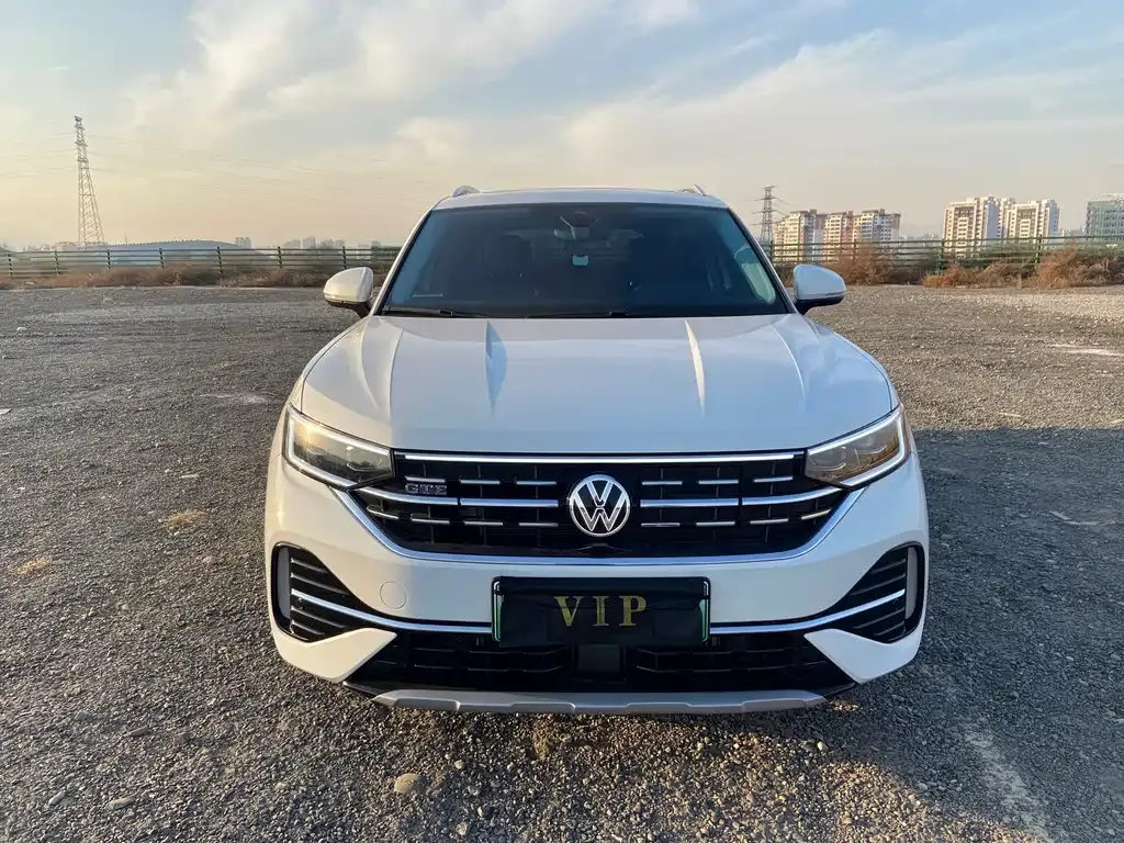 Volkswagen GTE PHEV — фото 2