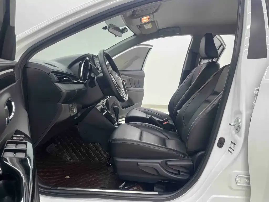 Toyota Yaris L 2022 из CN, фото 3