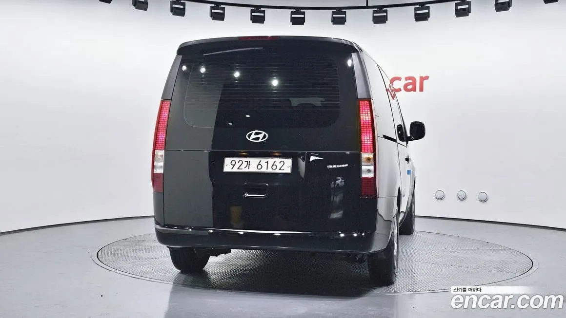 Hyundai Staria — фото 4