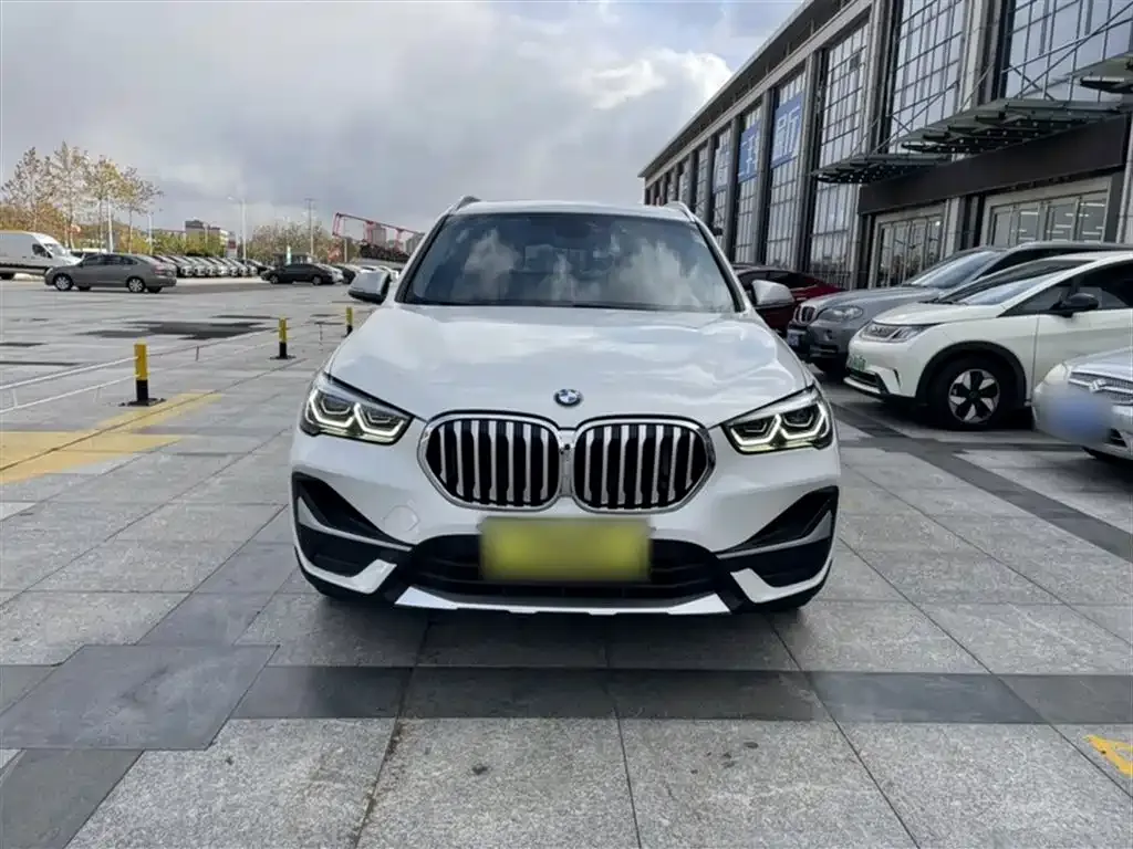 BMW X1 2021 из CN, фото 3