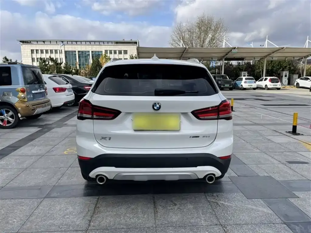 BMW X1 2021 из CN, фото 6