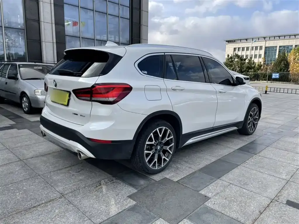 BMW X1 2021 из CN, фото 7