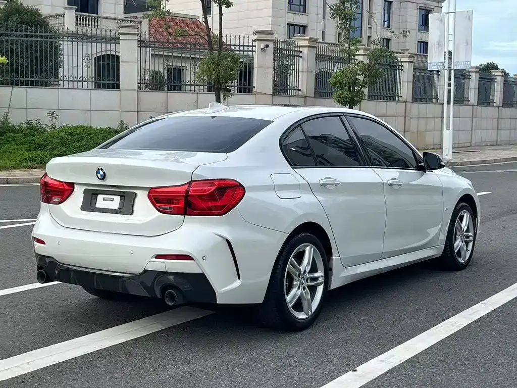 BMW 1 Series — фото 9