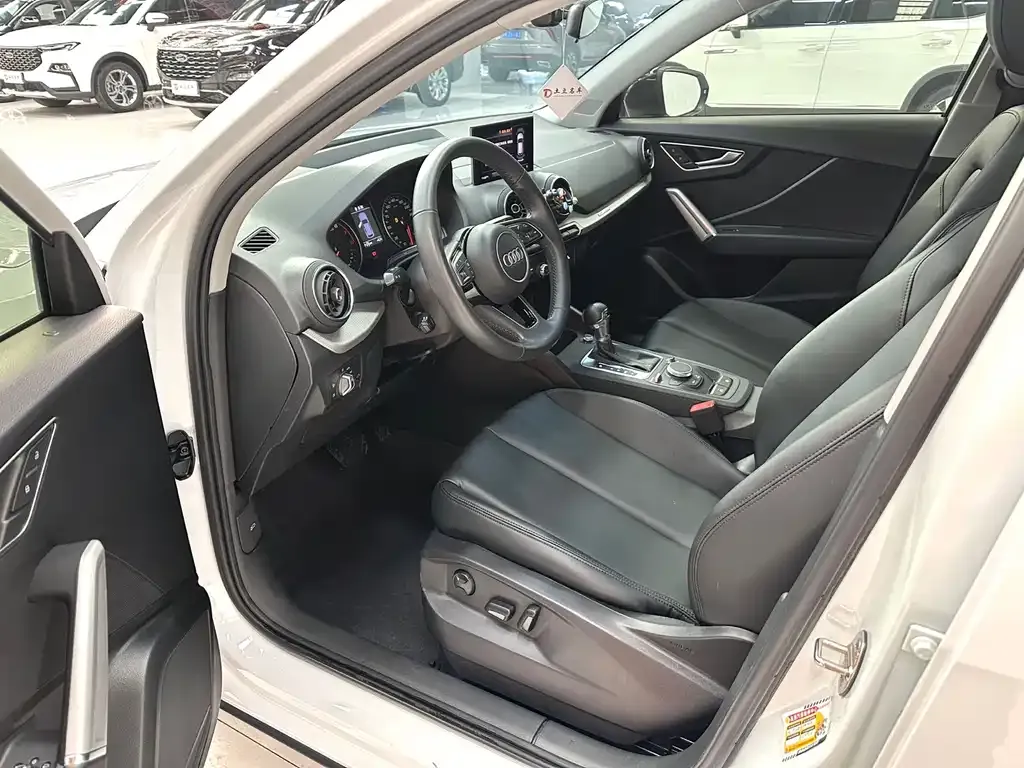 Audi Q2L 2021 из CN, фото 8