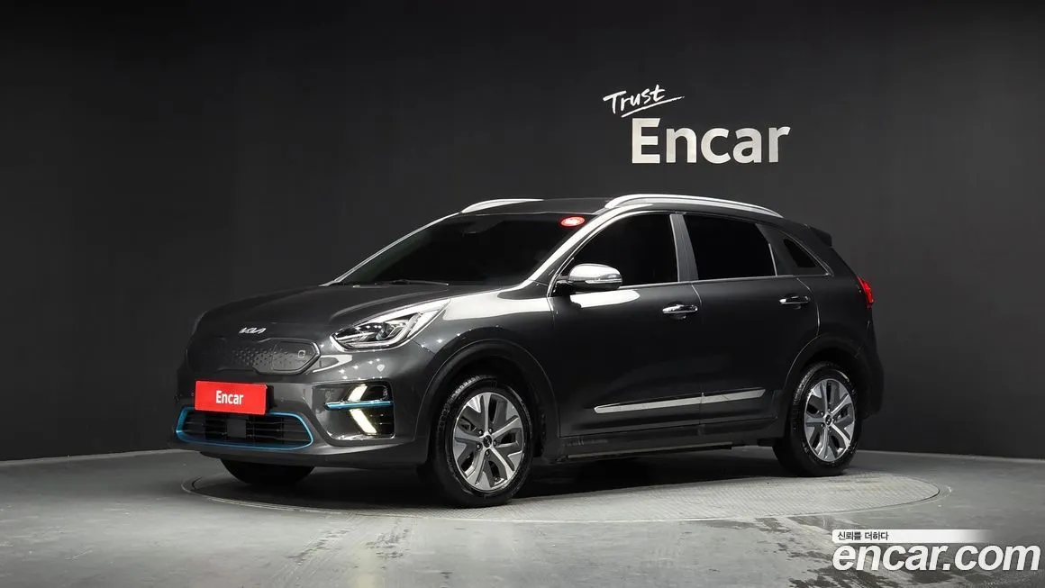 Kia Niro — фото 1