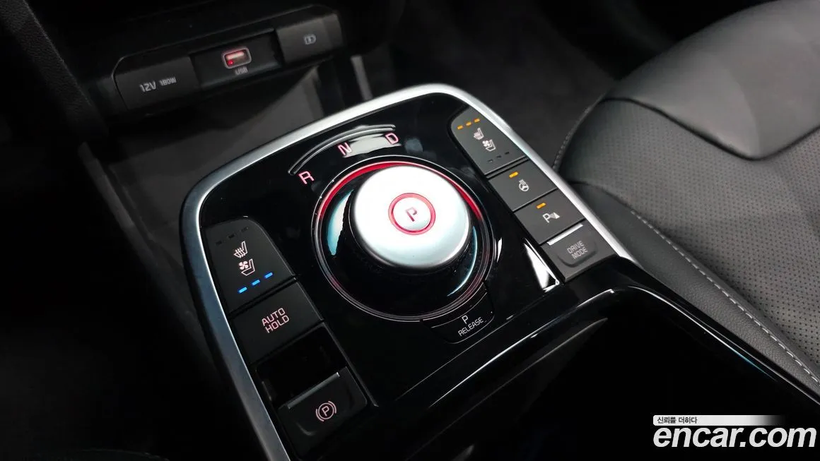 Kia Niro — фото 9