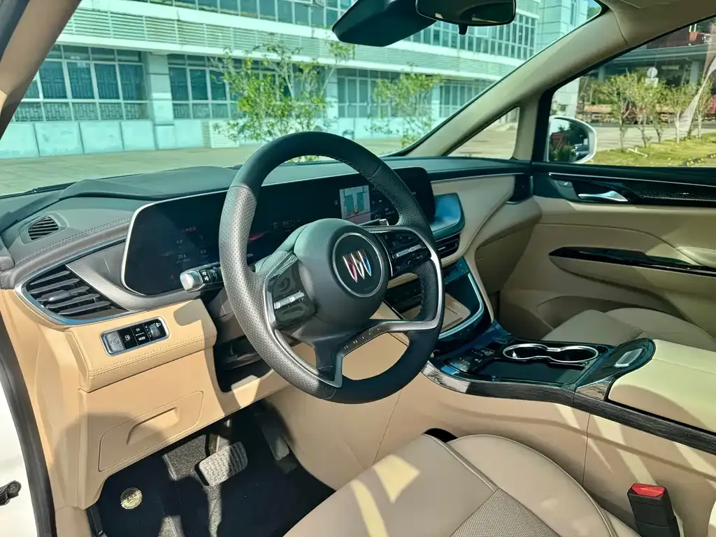 Buick GL8 Hybrid — фото 6
