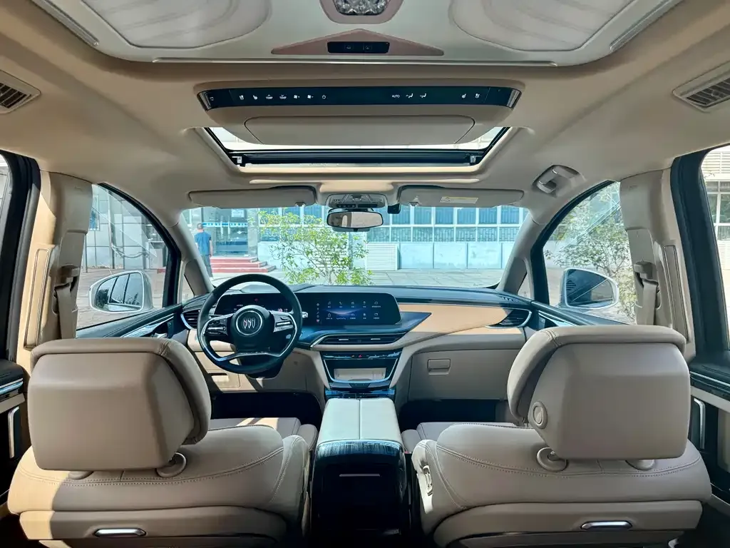 Buick GL8 Hybrid — фото 9