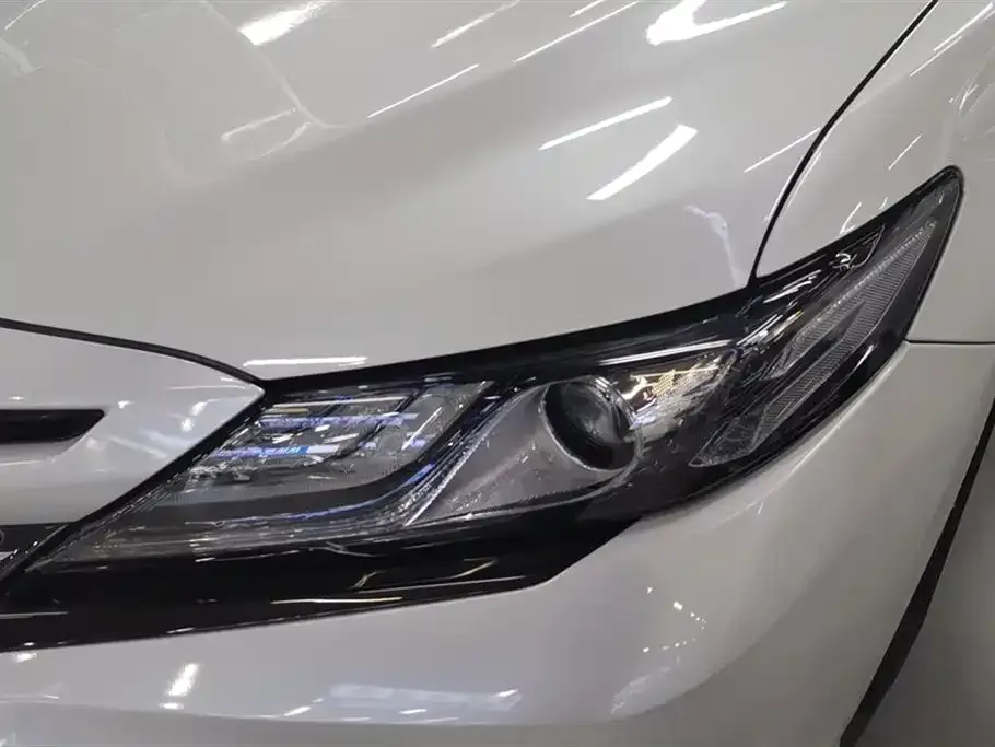 Toyota Camry 2021 из CN, фото 5