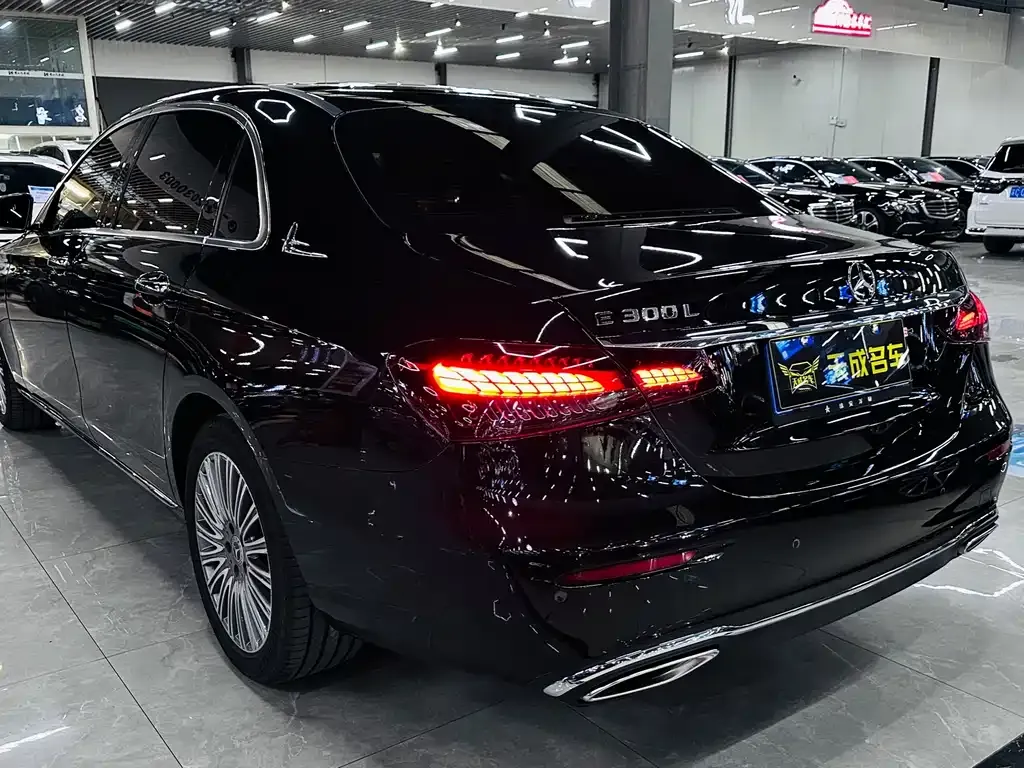 Mercedes-Benz E-Class 2022 из CN, фото 4
