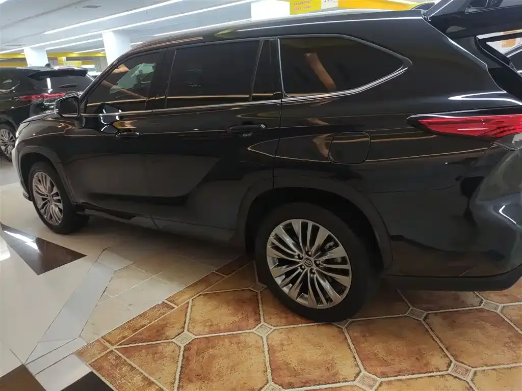 Toyota Highlander 2024 из CN, фото 5