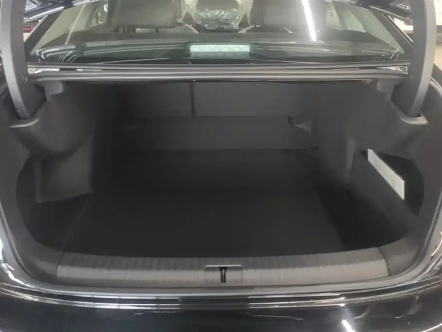 Volkswagen Passat — фото 4