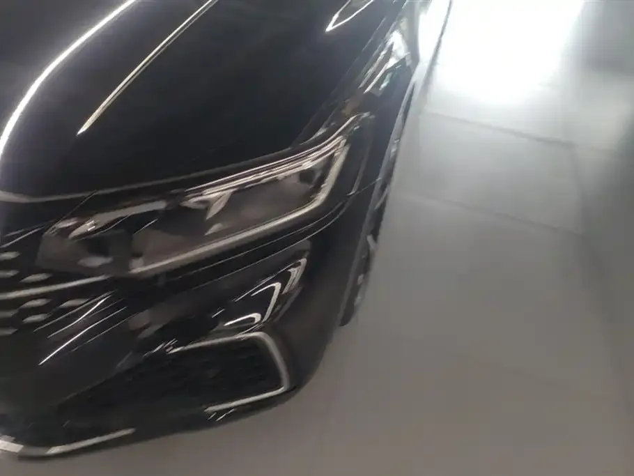 Volkswagen Passat — фото 5