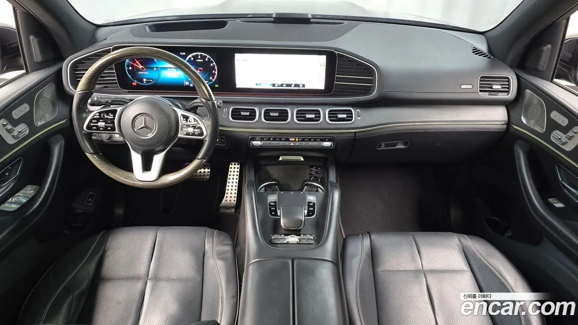 Mercedes-Benz GLS-Class — фото 7